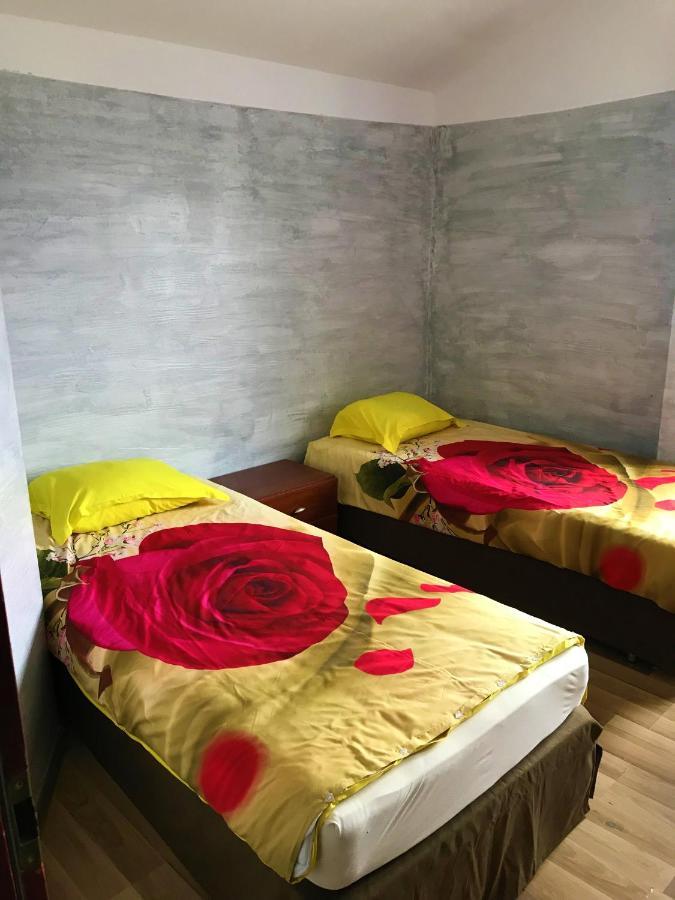 Hostel Ράντομ Εξωτερικό φωτογραφία