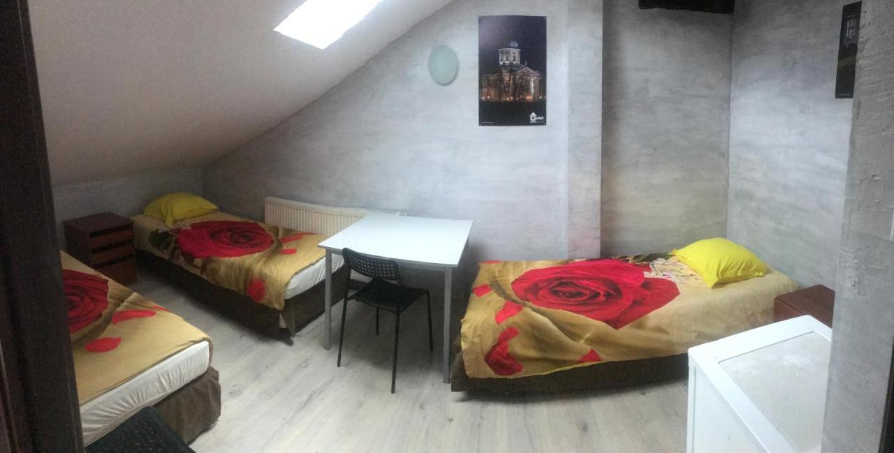 Hostel Ράντομ Εξωτερικό φωτογραφία