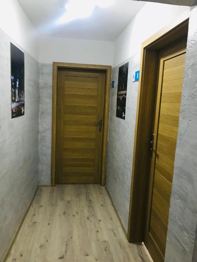Hostel Ράντομ Εξωτερικό φωτογραφία