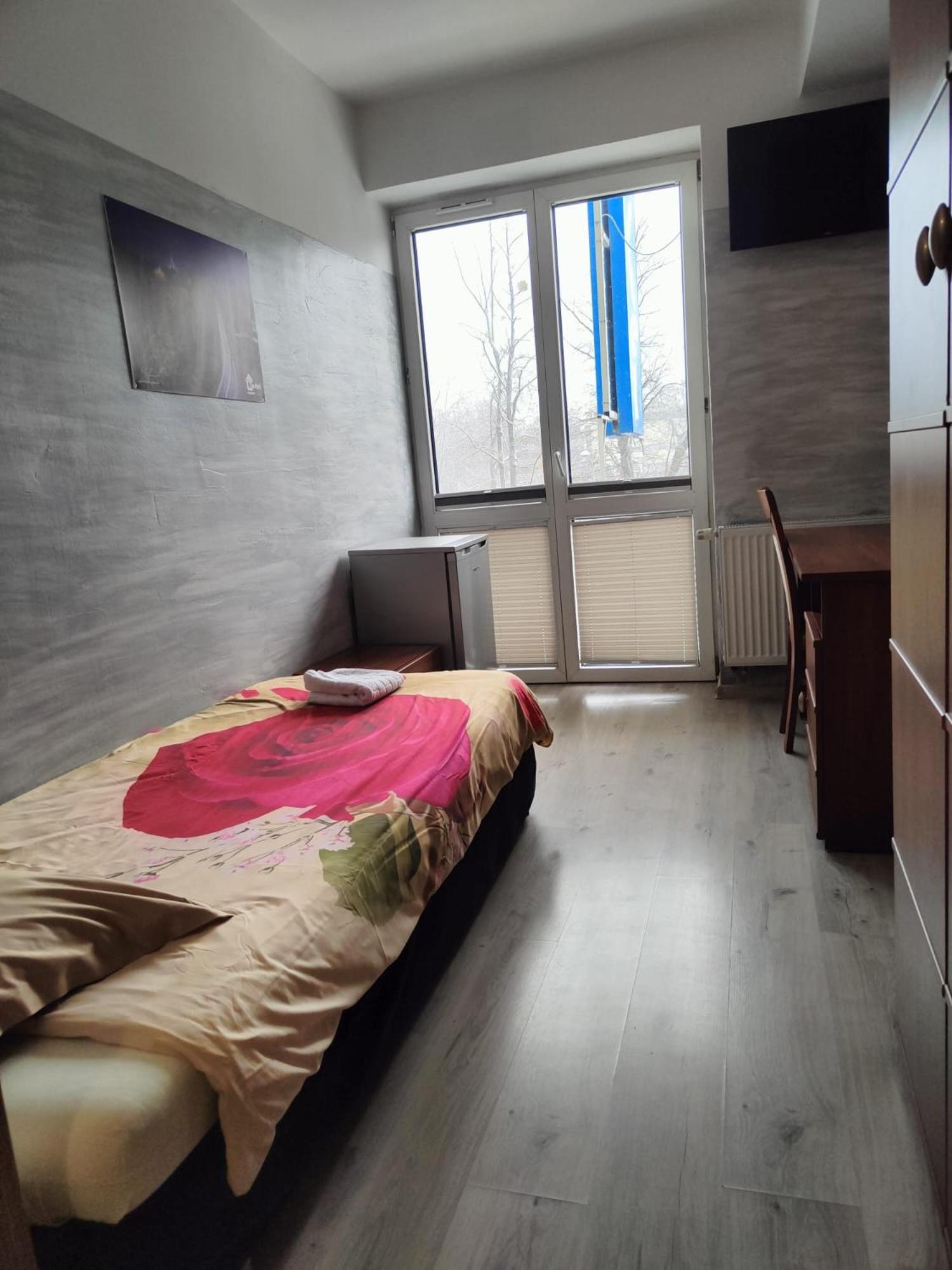 Hostel Ράντομ Εξωτερικό φωτογραφία